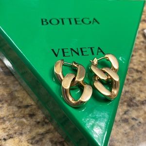NWOT Bottega Veneta Chain Link Earrings